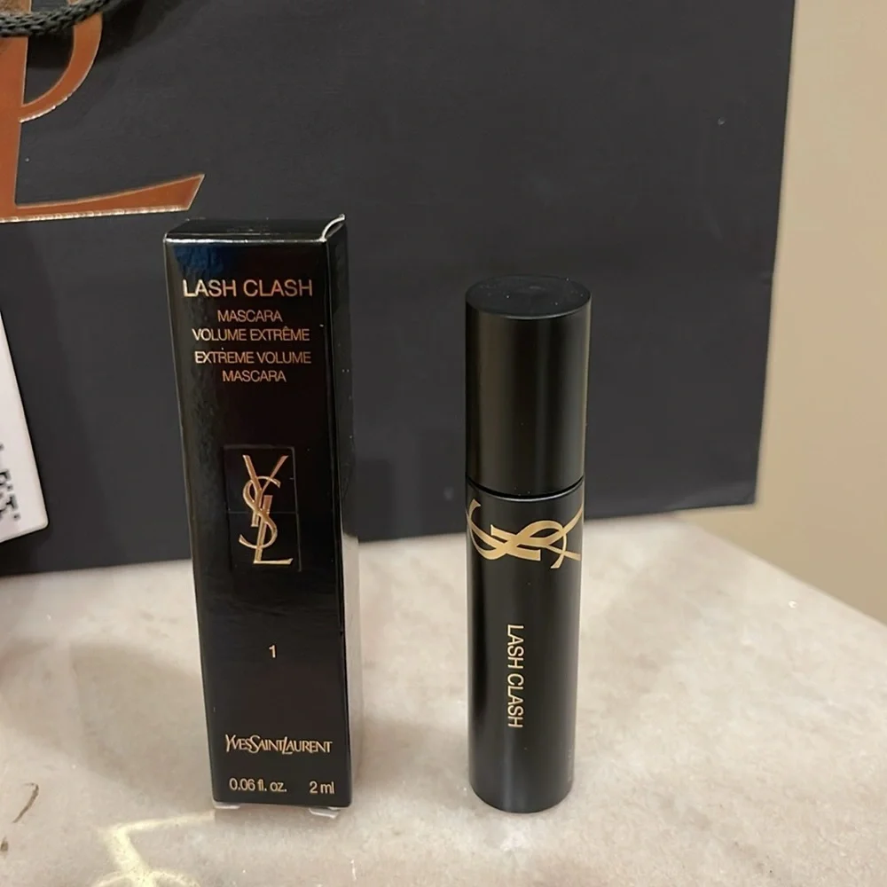 YSL Rouge Volupte Shine No 162 pulsing Rosehip lipstick and mascara set